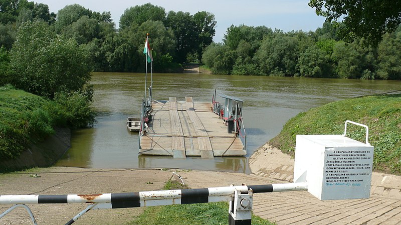 Komp-tiszaroff_-_panoramio